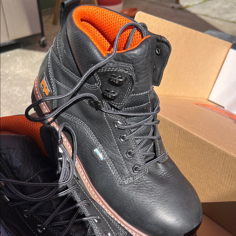 Timberland work boots brand new